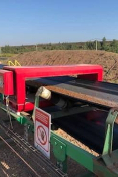 Tunnel metal detector METRON 05 D — protecting the limestone crusher