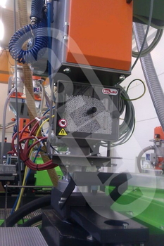 Drawer-type magnetic separator MSS-MC – injection molding of plastics