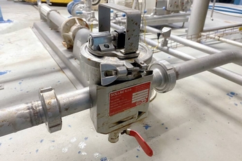 Double-jacketed magnetic separator MSP-S – metal separation from liquid chocolate in the food industry