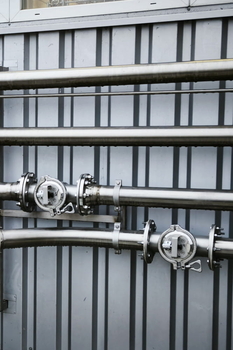 Pipeline magnetic separator MSP-S – from tankers to silos without metal contaminants