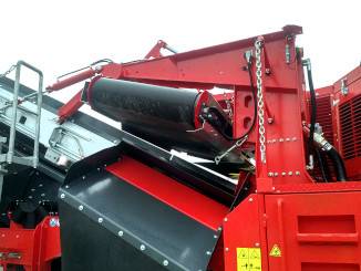 Permanent overband magnets for mobile crushers and screeners