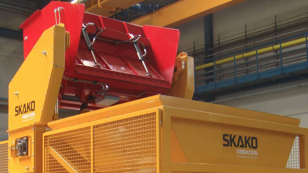 Lift tipper