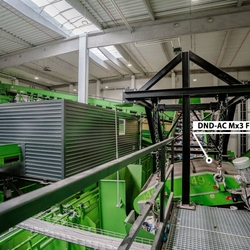 Automated sorting line for PET bottles, aluminum and iron cans