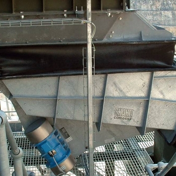 Vibrating feeder