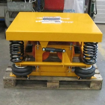 Vibration table